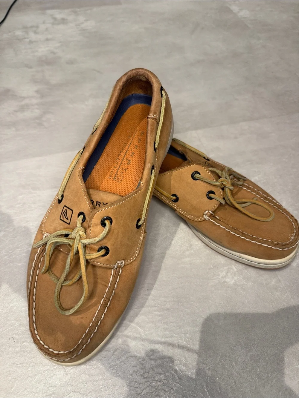 Sperry Topsider Leather Boat Shoes Tan | Men’s 9.5 | 2-Eye Casual Deck Shoes
